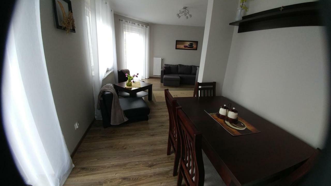 Polhouse Apartamenty Жешув Экстерьер фото