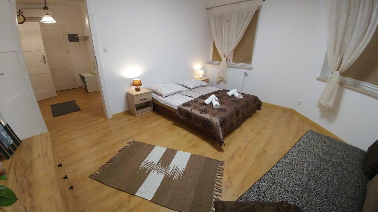 Polhouse Apartamenty Жешув Экстерьер фото